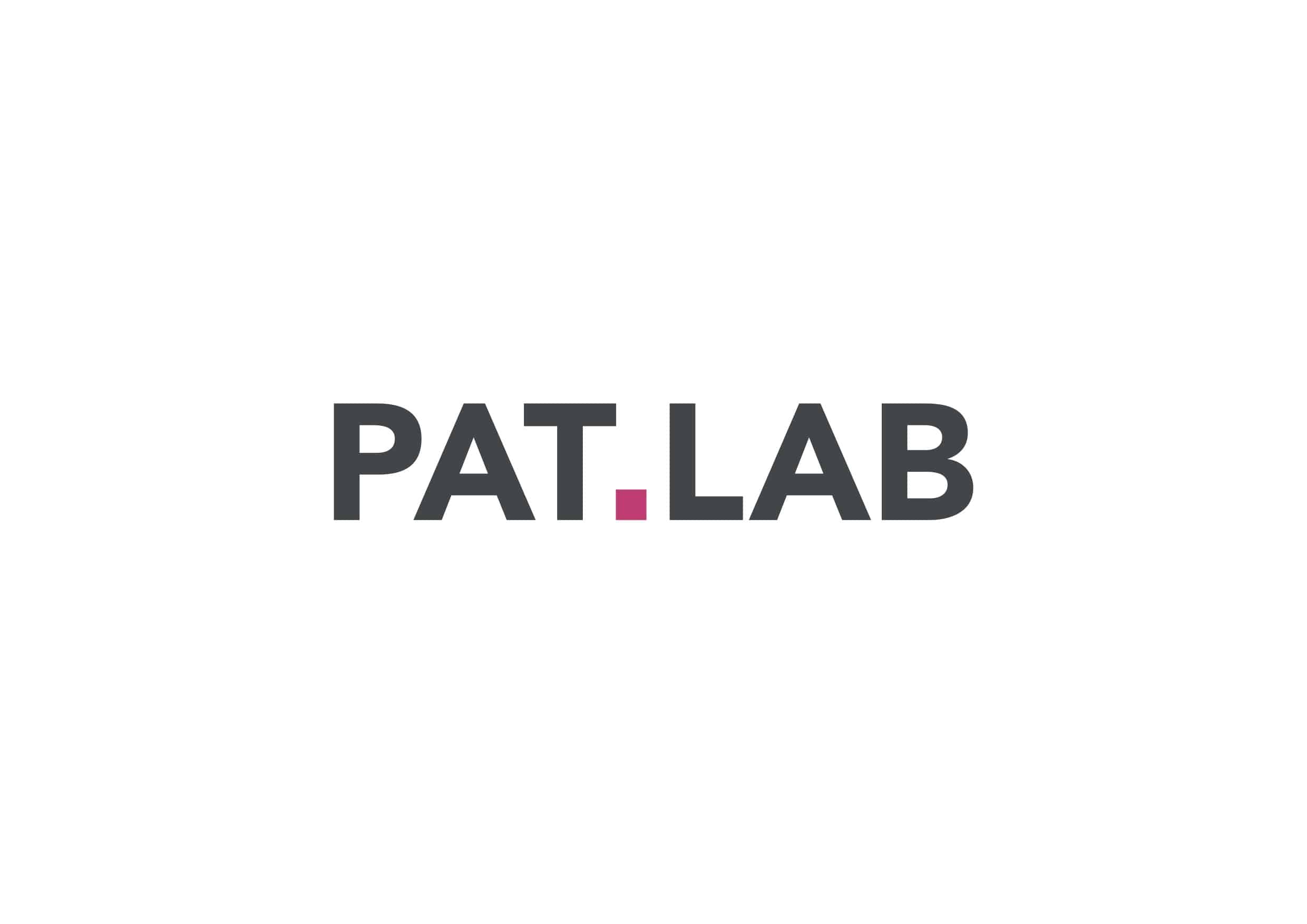 pat lab logo sur fond blanc