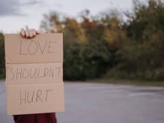 De l'amour à la haine
