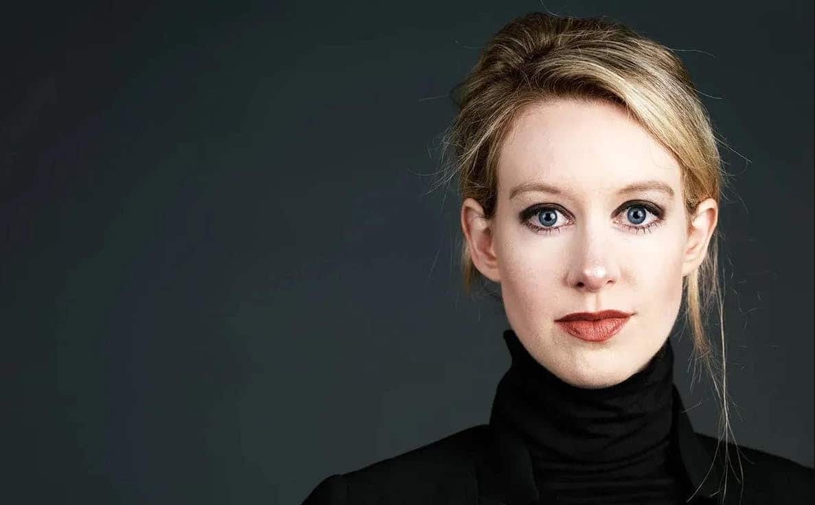 De femme à succès à arnaqueuse. L'ascension et la chute d'Elizabeth Holmes