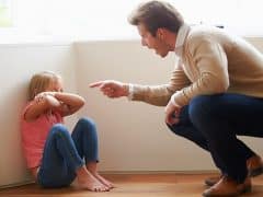 Ai-je été élevé par un parent narcissique ?